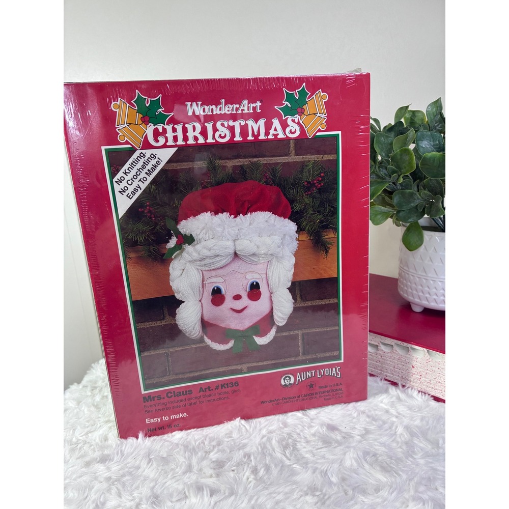 Vintage 1981 WonderArt Christmas Mrs Claus Craft Kit Aunt Lydias K136 Sealed